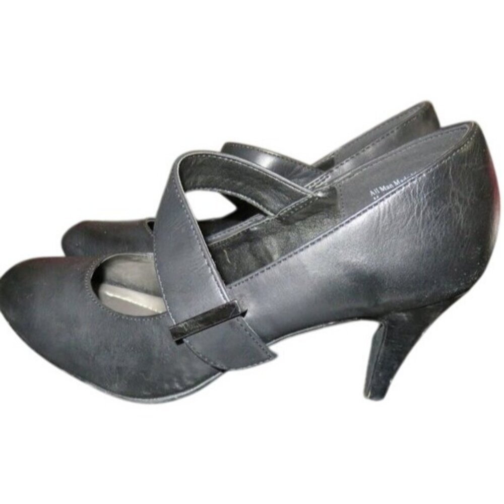 Kelly & Katie Bonita Black Mary Jane Buckle Leather Pumps Heels shoes 5.5